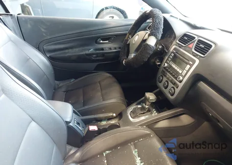 2008 Volkswagen Eos Komfort из США, поврежденный, VIN WVWBA71F78V037515